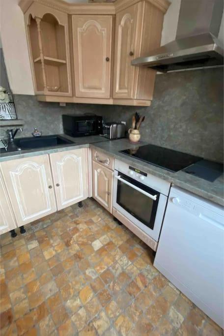Grasse : Centre Ville Superbe Appartement 2 Chambres エクステリア 写真